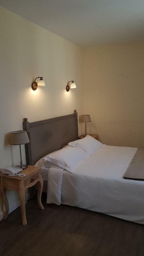 Hotel Berneron Vallon-Pont-dʼArc Eksteriør bilde